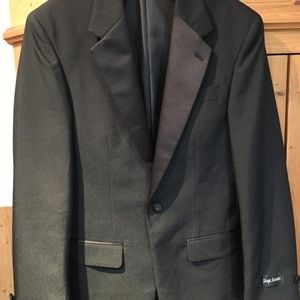 Stage Accents Blazer Tuxedo Jacket satin accents NWOT 36R